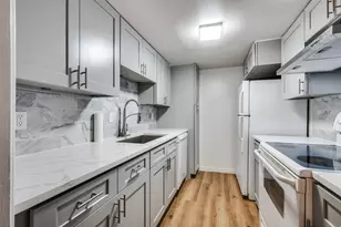 520 E Avenue J, Grand Prairie, TX 75050 - Photo 4