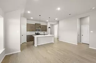 541 Waterford Pk Blvd, Weatherford, TX 76087 - Photo 8