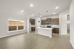 541 Waterford Pk Blvd, Weatherford, TX 76087 - Photo 6