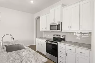 513 Waterford Park Boulevard, Weatherford, TX 76087 - Photo 4