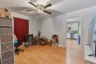 316 Ritchey St, Gainesville, TX 76240 - Photo 8