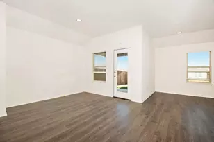 941 Fueller Dr, Aubrey, TX 76227 - Photo 6