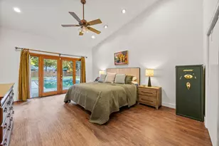 10710 Morning Glory Dr, Dallas, TX 75229 - Photo 22