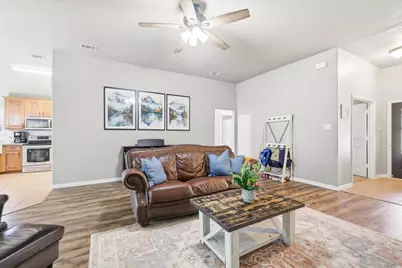 917 New York Avenue, Midlothian, TX 76065 - Photo 2