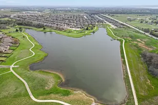 8924 Holliday Ln, Aubrey, TX 76227 - Photo 22