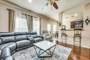 8924 Holliday Ln, Aubrey, TX 76227 - Photo 4