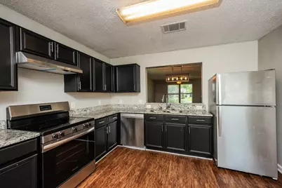 9628 Michelle Drive, Dallas, TX 75217 - Photo 10