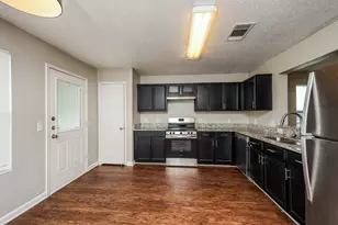 9628 Michelle Dr, Dallas, TX 75217 - Photo 8