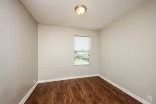 9628 Michelle Dr, Dallas, TX 75217 - Photo 14