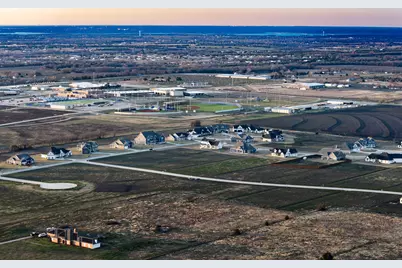 700 Colonial Court, Nevada, TX 75173 - Photo 6