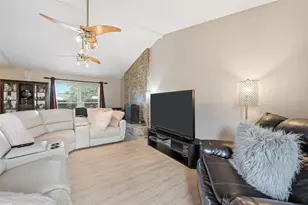 7728 Portman Ave, Fort Worth, TX 76112 - Photo 6