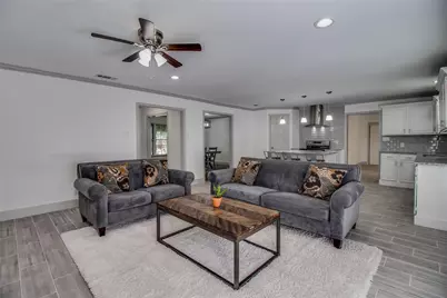 702 Ridgedale Drive, Garland, TX 75041 - Photo 4