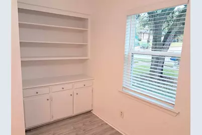 9815 Broken Bow Road, Dallas, TX 75238 - Photo 6