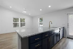 1011 W Hull St, Denison, TX 75020 - Photo 14