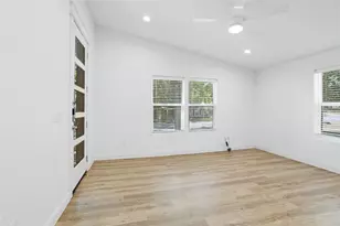 1011 W Hull St, Denison, TX 75020 - Photo 12