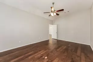 6339 Everglade Cir, Dallas, TX 75227 - Photo 10