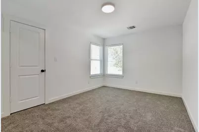 103 E Bond Street, Denison, TX 75021 - Photo 14