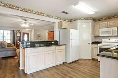 1116 Shadow Ridge Drive, Azle, TX 76020 - Photo 10