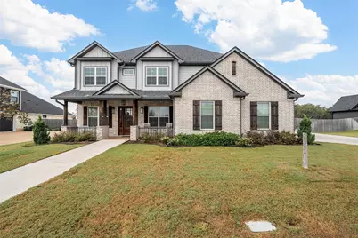 10281 Creekside Lane, Waco, TX 76712 - Photo 2
