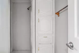 1718 St James Dr, Carrollton, TX 75007 - Photo 22