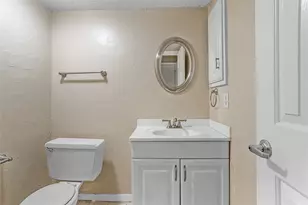 1718 St James Dr, Carrollton, TX 75007 - Photo 16