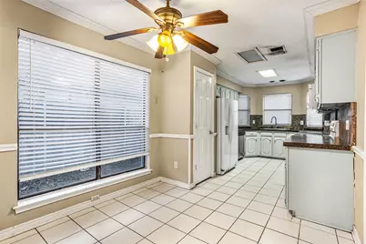 1718 Saint James Drive, Carrollton, TX 75007 - Photo 8