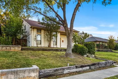 1718 Saint James Drive, Carrollton, TX 75007 - Photo 2