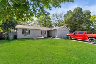 248 E Marguerita Dr, Garland, TX 75040 - Photo 2