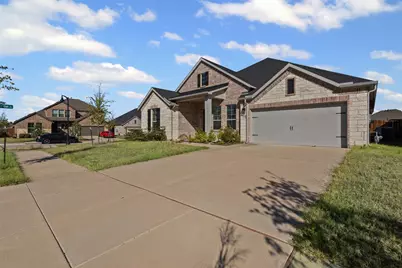 1770 English Way, Waxahachie, TX 75165 - Photo 2