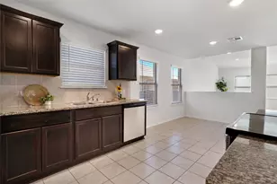 914 Decker Dr, Fate, TX 75189 - Photo 6