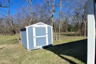 1102 Hemphill St, Greenville, TX 75401 - Photo 14