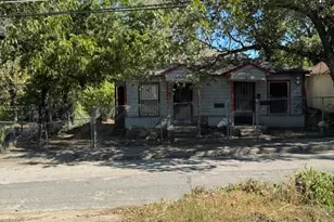 310 Lansing St, Dallas, TX 75203 - Photo 2