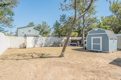 4506 Roberts Avenue, Dallas, TX 75215 - Photo 14