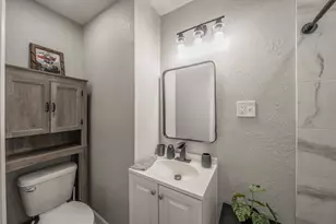 4506 Roberts Ave, Dallas, TX 75215 - Photo 8