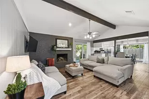 404 Ferenz Ct, Crowley, TX 76036 - Photo 2