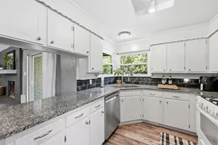 404 Ferenz Ct, Crowley, TX 76036 - Photo 12