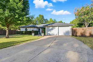 404 Ferenz Ct, Crowley, TX 76036 - Photo 8