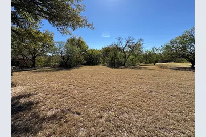 1036 Mallard Pointe Drive, Grand Prairie, TX 75104 - Photo 18