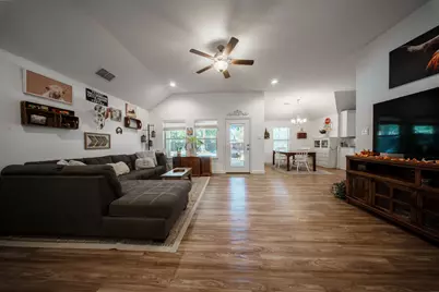 109 S Florence Street, Tioga, TX 76271 - Photo 6