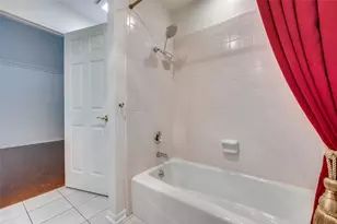 3235 Stonehenge Ln, Carrollton, TX 75006 - Photo 28