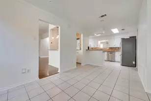 3235 Stonehenge Ln, Carrollton, TX 75006 - Photo 14