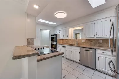 3235 Stonehenge Lane, Carrollton, TX 75006 - Photo 16