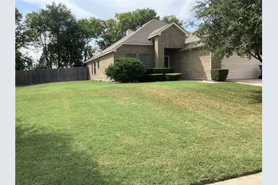 1731 Katrina Lane, Lancaster, TX 75134 - Photo 2