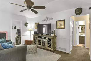 917 Springhill Dr, Burleson, TX 76028 - Photo 4