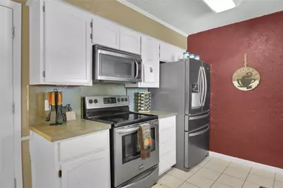 917 Springhill Drive, Burleson, TX 76028 - Photo 10