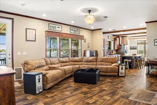 18390 Pine Dr, Eustace, TX 75124 - Photo 10