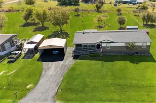 113 Draper Dr, Springtown, TX 76082 - Photo 34