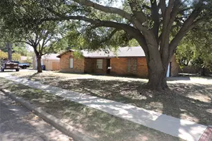 629 Sandra Ln, Burleson, TX 76028 - Photo 1