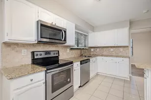 3511 Glenview Dr, Corinth, TX 76210 - Photo 14