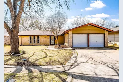 1810 Guinevere Street, Arlington, TX 76014 - Photo 14